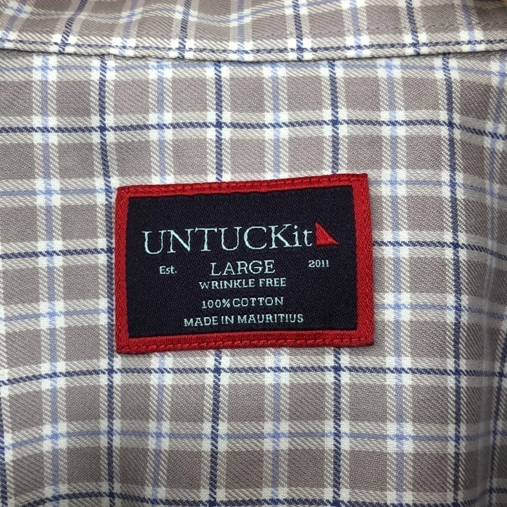 Untuckit Size L Long Sleeve Button Down Wrinkle Free 100% Cotton Maschitano
